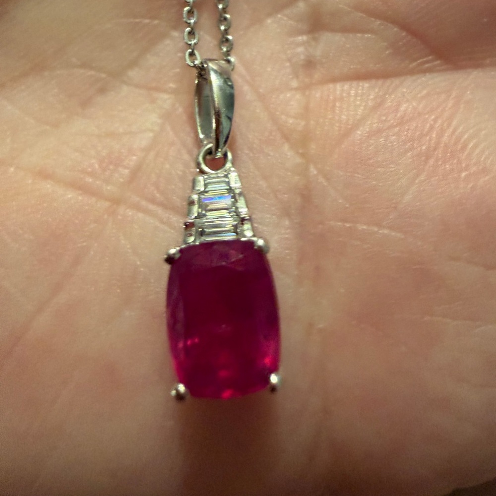 ❤️Genuine Ruby and Moissanite Pendant❤️